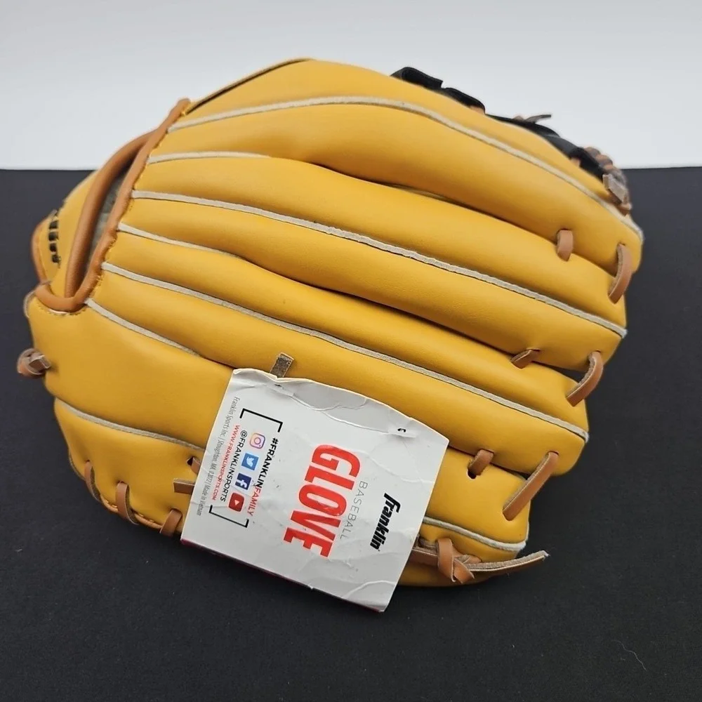 Franklin Youth‎ Field Master Series 11